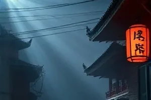 两面并排的案情线索板与照片墙图